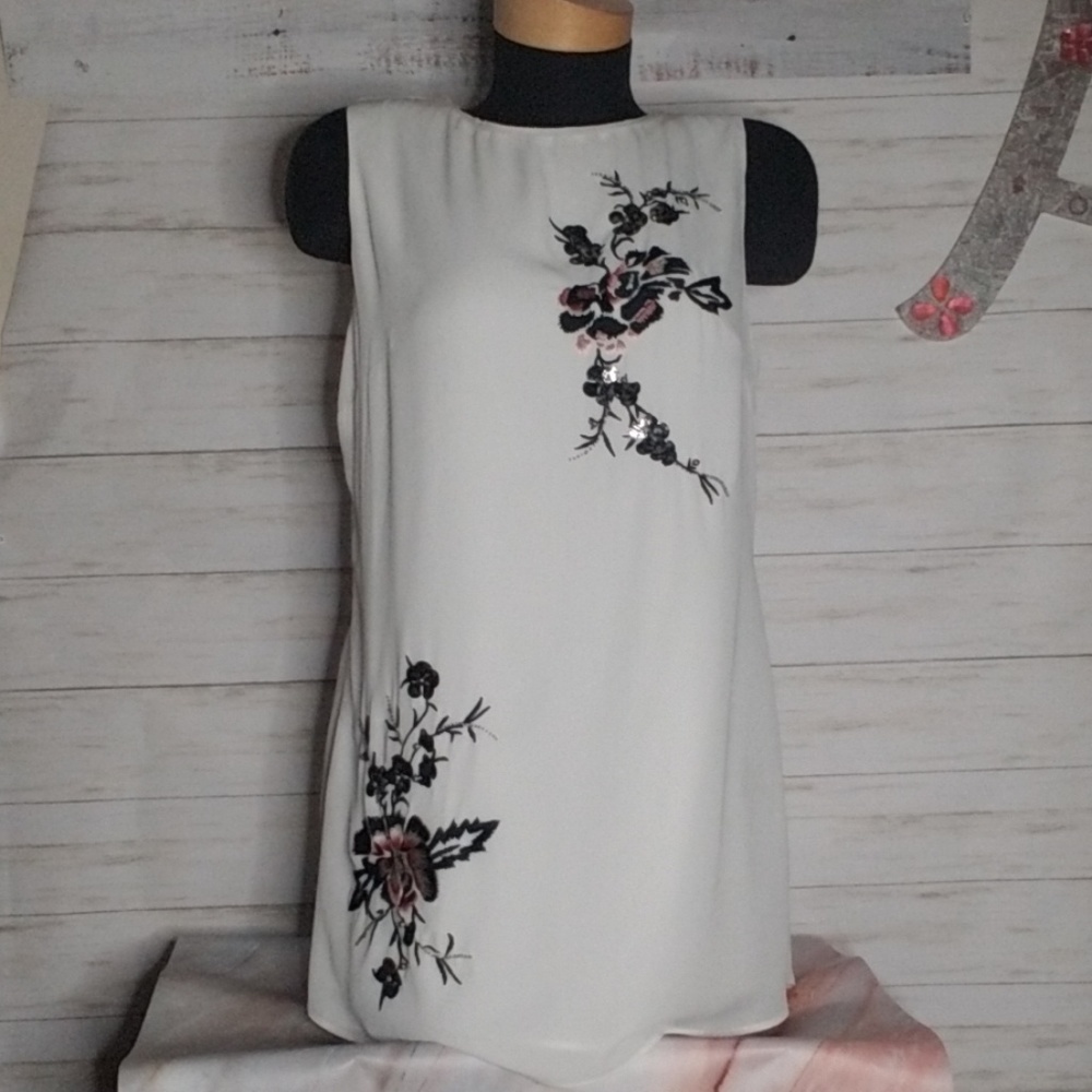 White house black market shirt
